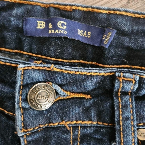 Jeans - Picture 3 of 3